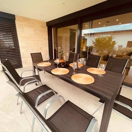 Premium Smart Residential Park House Vila *