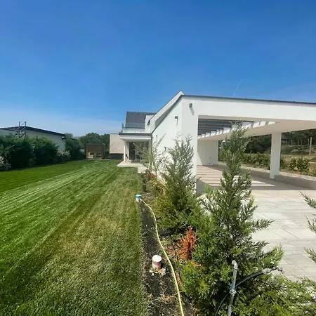 Premium Smart Residential Park House Velence