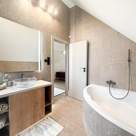 Villa Premium Smart Residential Park House